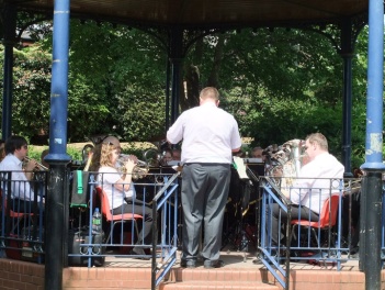 Full band on the Bandstand
